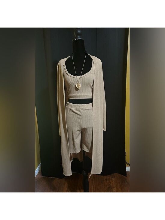 Fashion Nova Pants - Fashion Nova Tan Ensemble